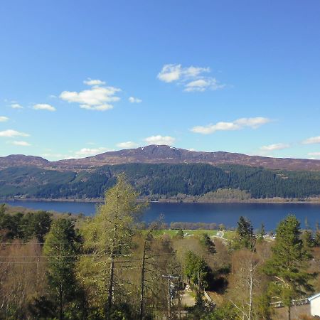 The Wee Dram Hotell Foyers Eksteriør bilde